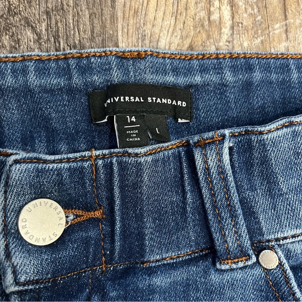 Universal Standard Riviera High Rise Skinny Jeans - Picture 3 of 6